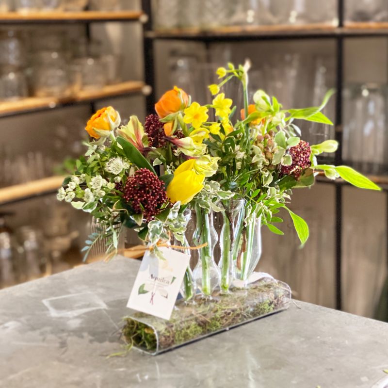 Jarrón Pipetas cactus con flores